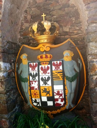 Wappen-auf-Burg-Rheinstein14_©RosiKmitta