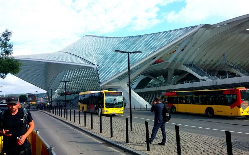 Guillemins-Bahnhof-von-Architekt-Calatrava-in-Lüttich©RosiKmitta